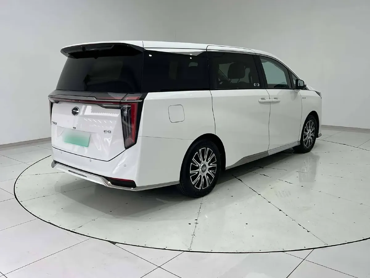 2023 GAC Trumpchi E9 2.0T 190HP L4 2DHT PHEV 25.57KWH,autocango,china used car exporter,china ev exporter,chinese used car exporter,chinese used ev exporter