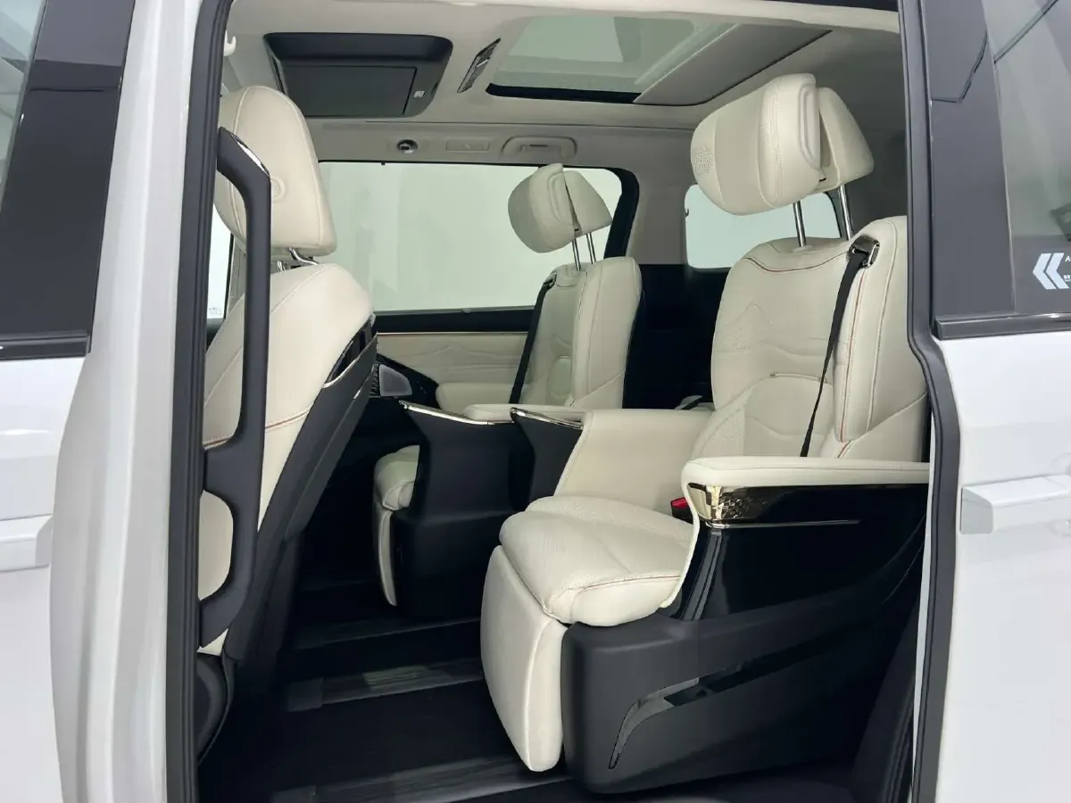 2023 GAC Trumpchi E9 2.0T 190HP L4 2DHT PHEV 25.57KWH,autocango,china used car exporter,china ev exporter,chinese used car exporter,chinese used ev exporter