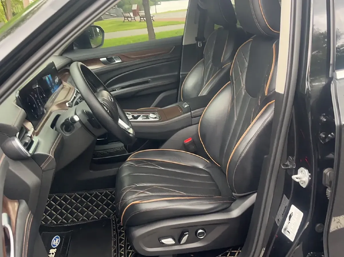 2021 Ford Equator 2.0T 224HP L4 6DCT,autocango,china used car exporter,china ev exporter,chinese used car exporter,chinese used ev exporter