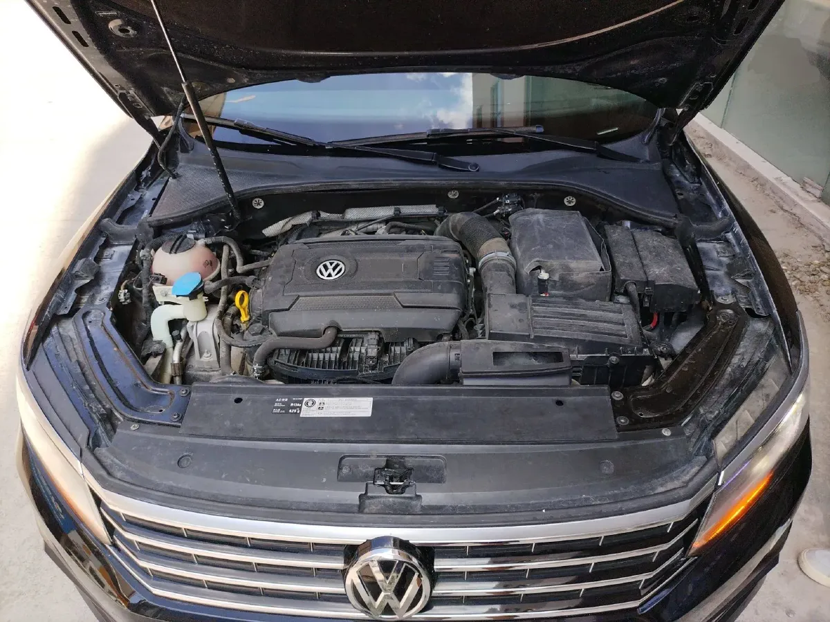 2016 Volkswagen Passat 1.8T 180HP L4 7DCT,autocango,china used car exporter,china ev exporter,chinese used car exporter,chinese used ev exporter