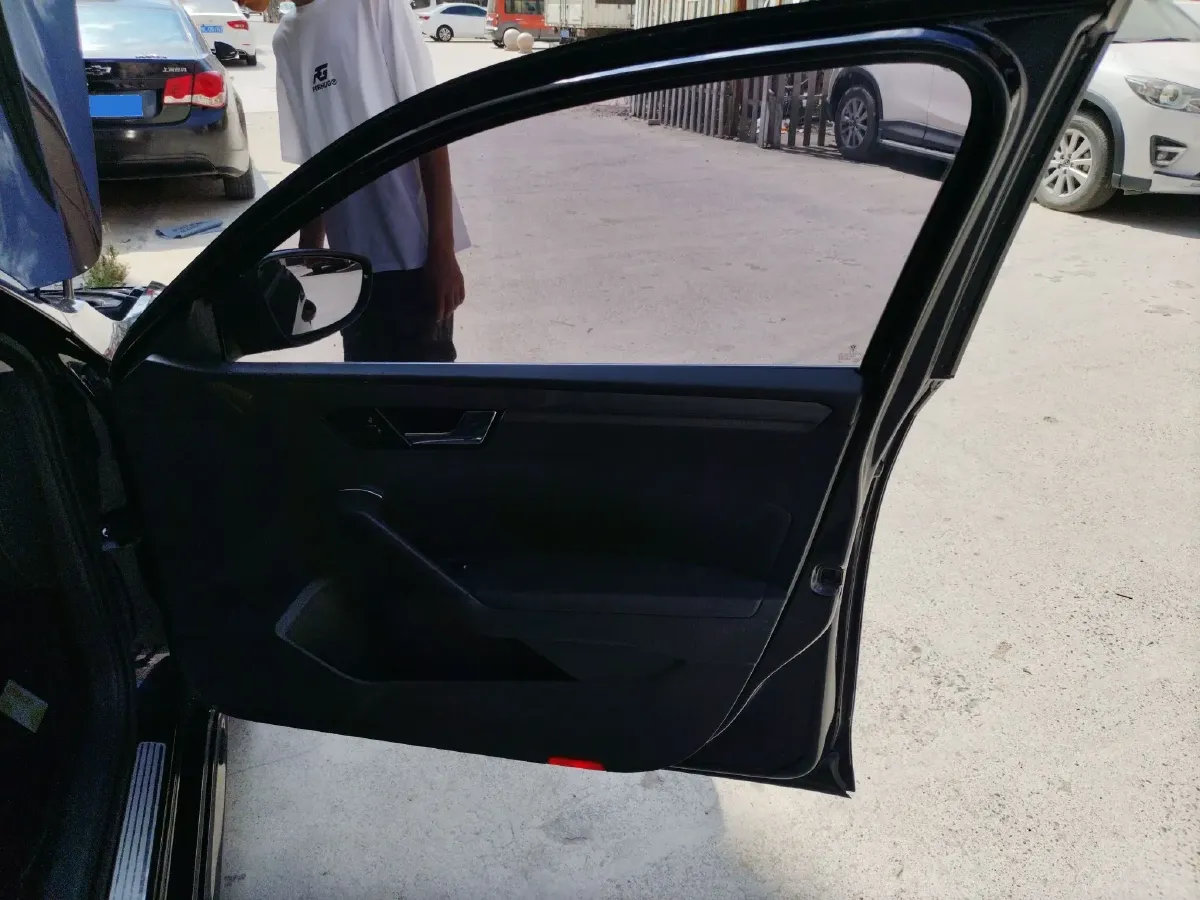 2016 Volkswagen Passat 1.8T 180HP L4 7DCT,autocango,china used car exporter,china ev exporter,chinese used car exporter,chinese used ev exporter