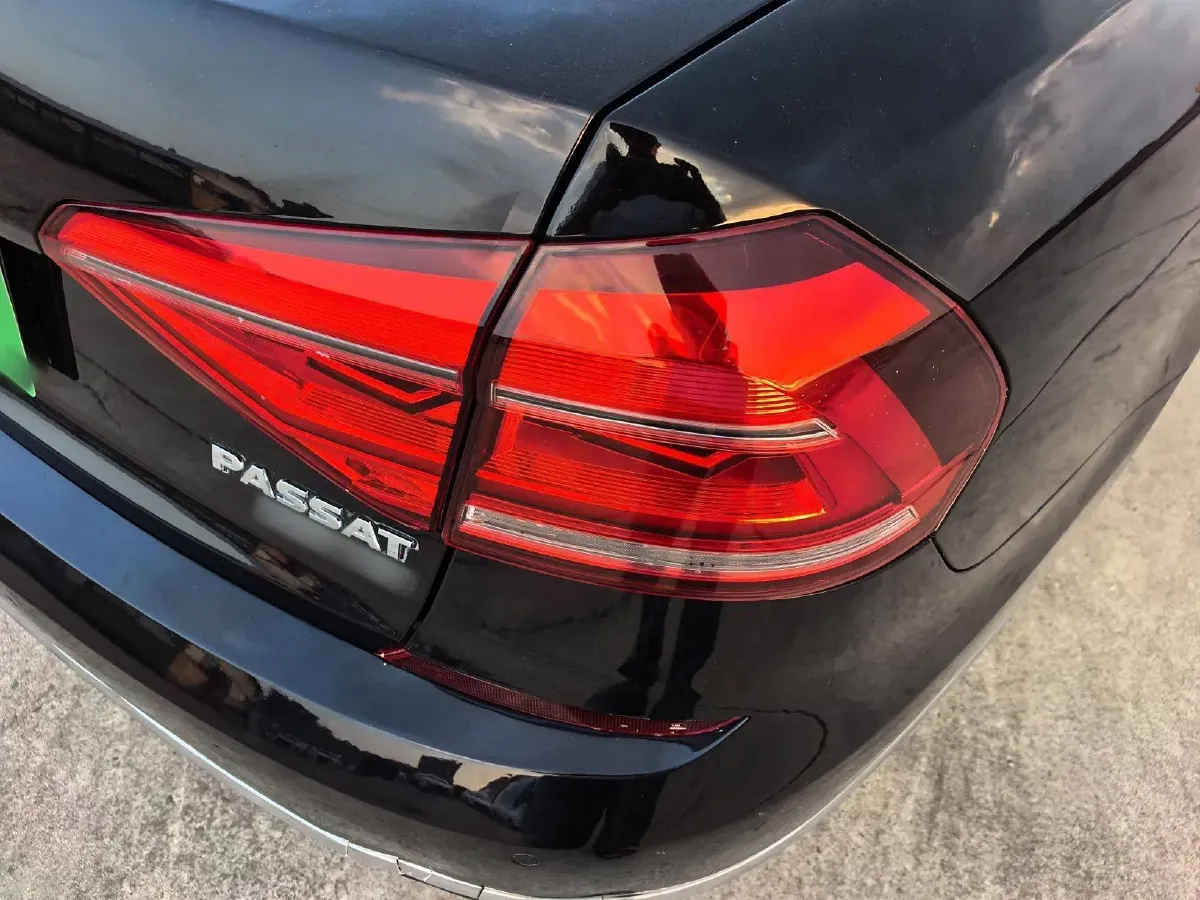 2016 Volkswagen Passat 1.8T 180HP L4 7DCT,autocango,china used car exporter,china ev exporter,chinese used car exporter,chinese used ev exporter