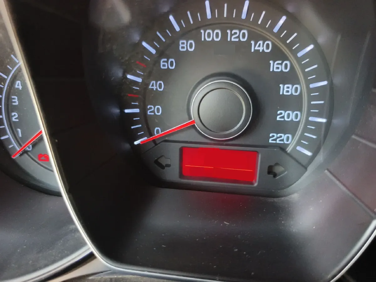 2015 Kia K2 1.4L 107HP L4 5MT,autocango,china used car exporter,china ev exporter,chinese used car exporter,chinese used ev exporter