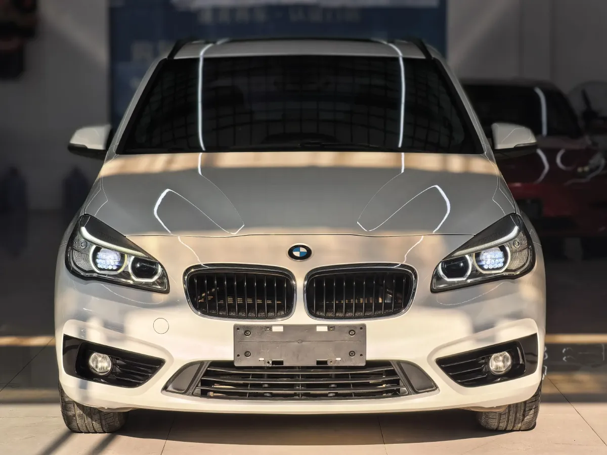 2016 BMW 2 Series Wagon 1.5T 136HP L3 6AT,autocango,china used car exporter,china ev exporter,chinese used car exporter,chinese used ev exporter