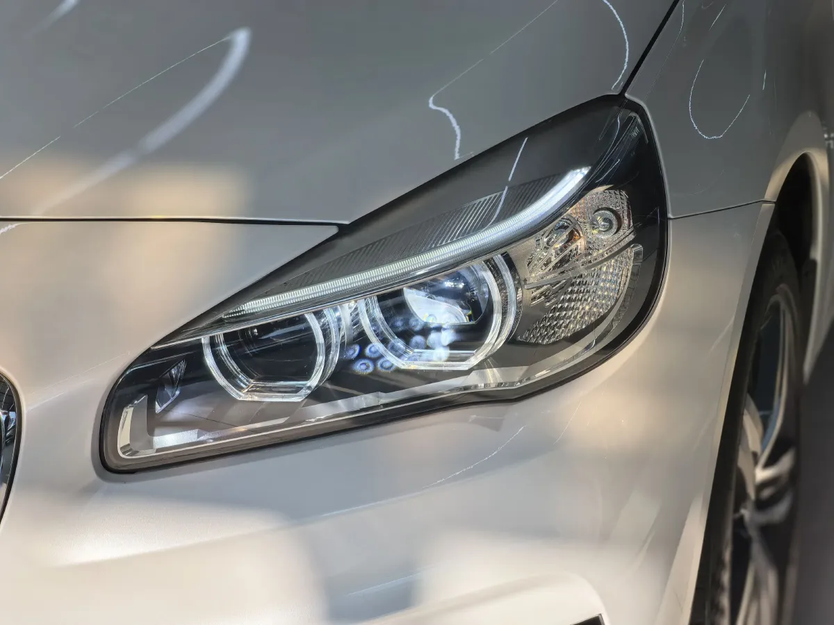 2016 BMW 2 Series Wagon 1.5T 136HP L3 6AT,autocango,china used car exporter,china ev exporter,chinese used car exporter,chinese used ev exporter