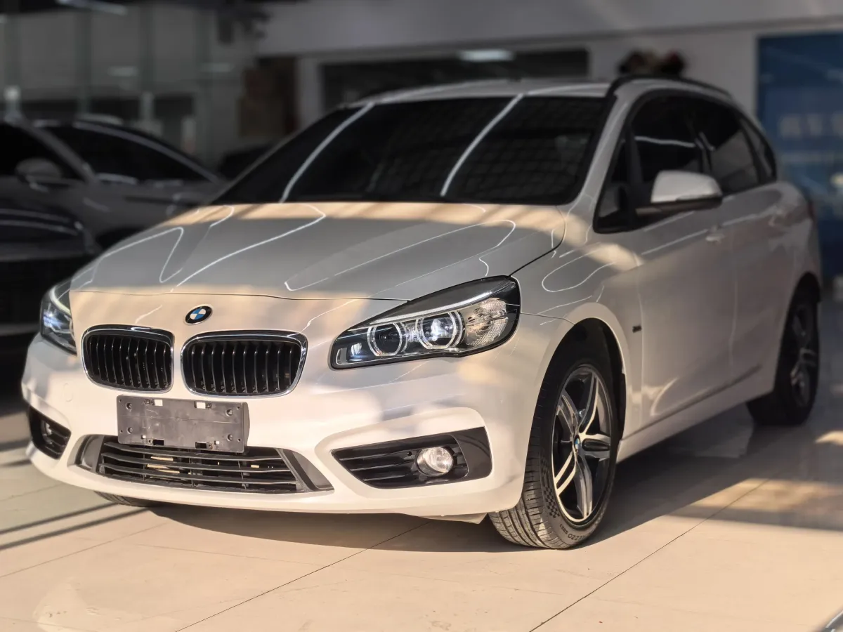 2016 BMW 2 Series Wagon 1.5T 136HP L3 6AT,autocango,china used car exporter,china ev exporter,chinese used car exporter,chinese used ev exporter