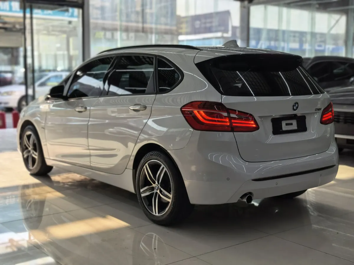 2016 BMW 2 Series Wagon 1.5T 136HP L3 6AT,autocango,china used car exporter,china ev exporter,chinese used car exporter,chinese used ev exporter