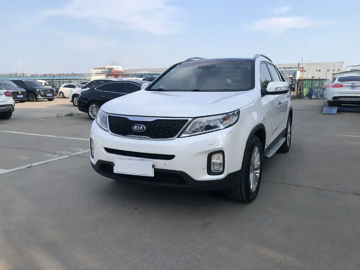 2013 Kia Sorento 2.4L 190HP L4 6AT,autocango,china used car exporter,china ev exporter,chinese used car exporter,chinese used ev exporter
