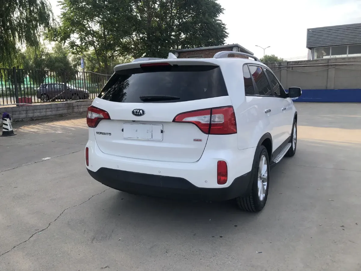 2013 Kia Sorento 2.4L 190HP L4 6AT,autocango,china used car exporter,china ev exporter,chinese used car exporter,chinese used ev exporter