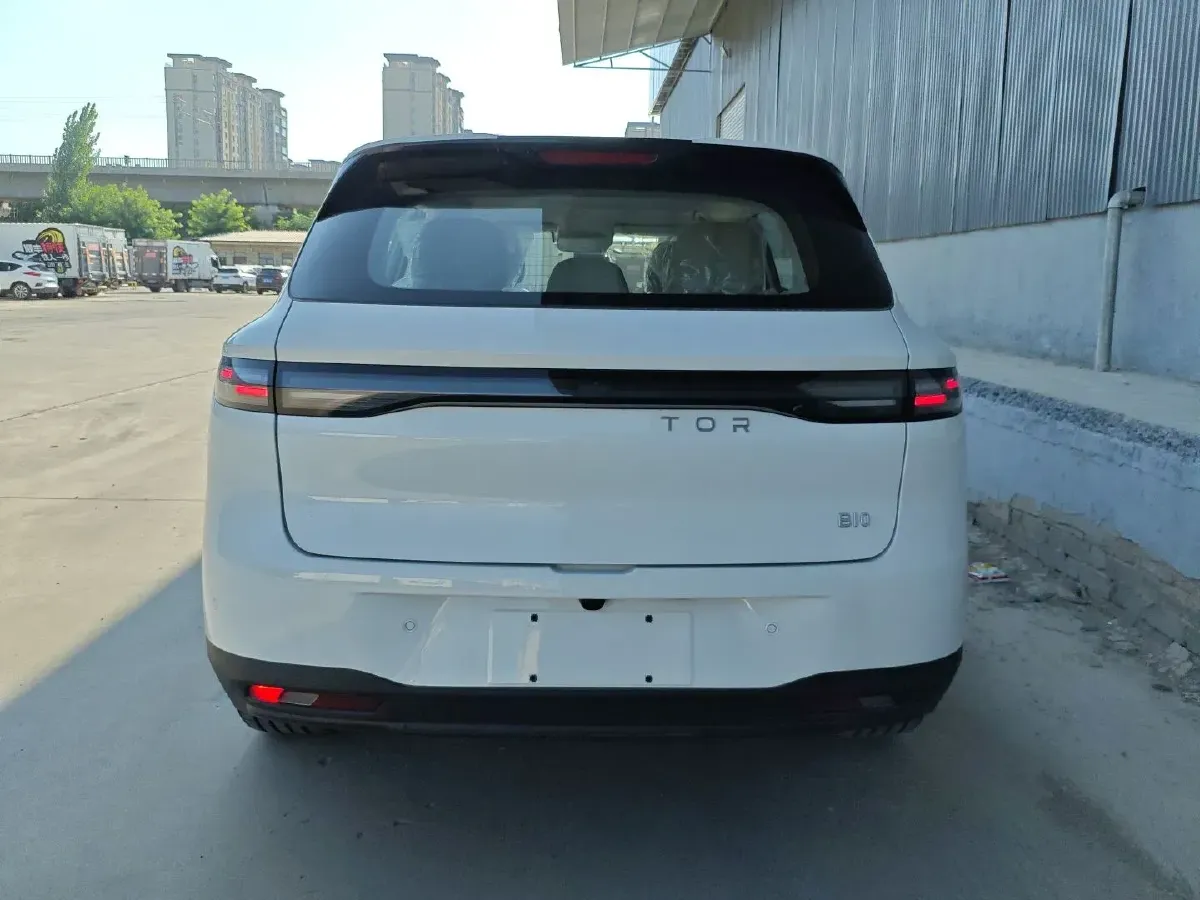 2025 Leapmotor B10 BEV 56.2KWH,autocango,china used car exporter,china ev exporter,chinese used car exporter,chinese used ev exporter