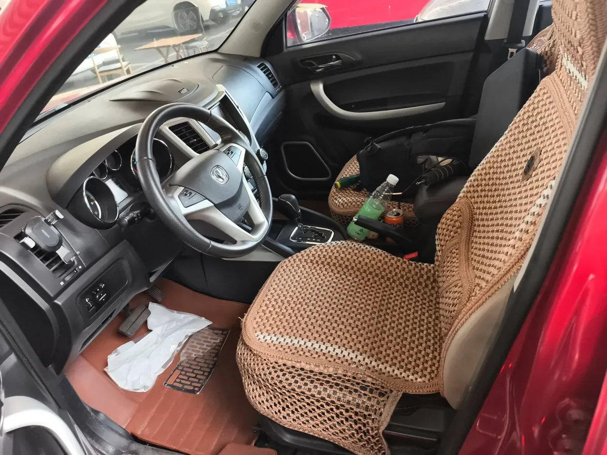 2014 ChangAn CS35 1.6L 125HP L4 4AT,autocango,china used car exporter,china ev exporter,chinese used car exporter,chinese used ev exporter