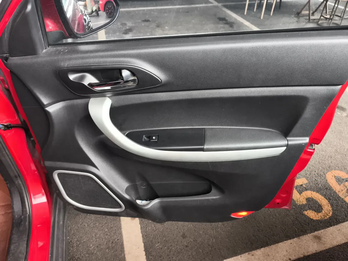 2014 ChangAn CS35 1.6L 125HP L4 4AT,autocango,china used car exporter,china ev exporter,chinese used car exporter,chinese used ev exporter