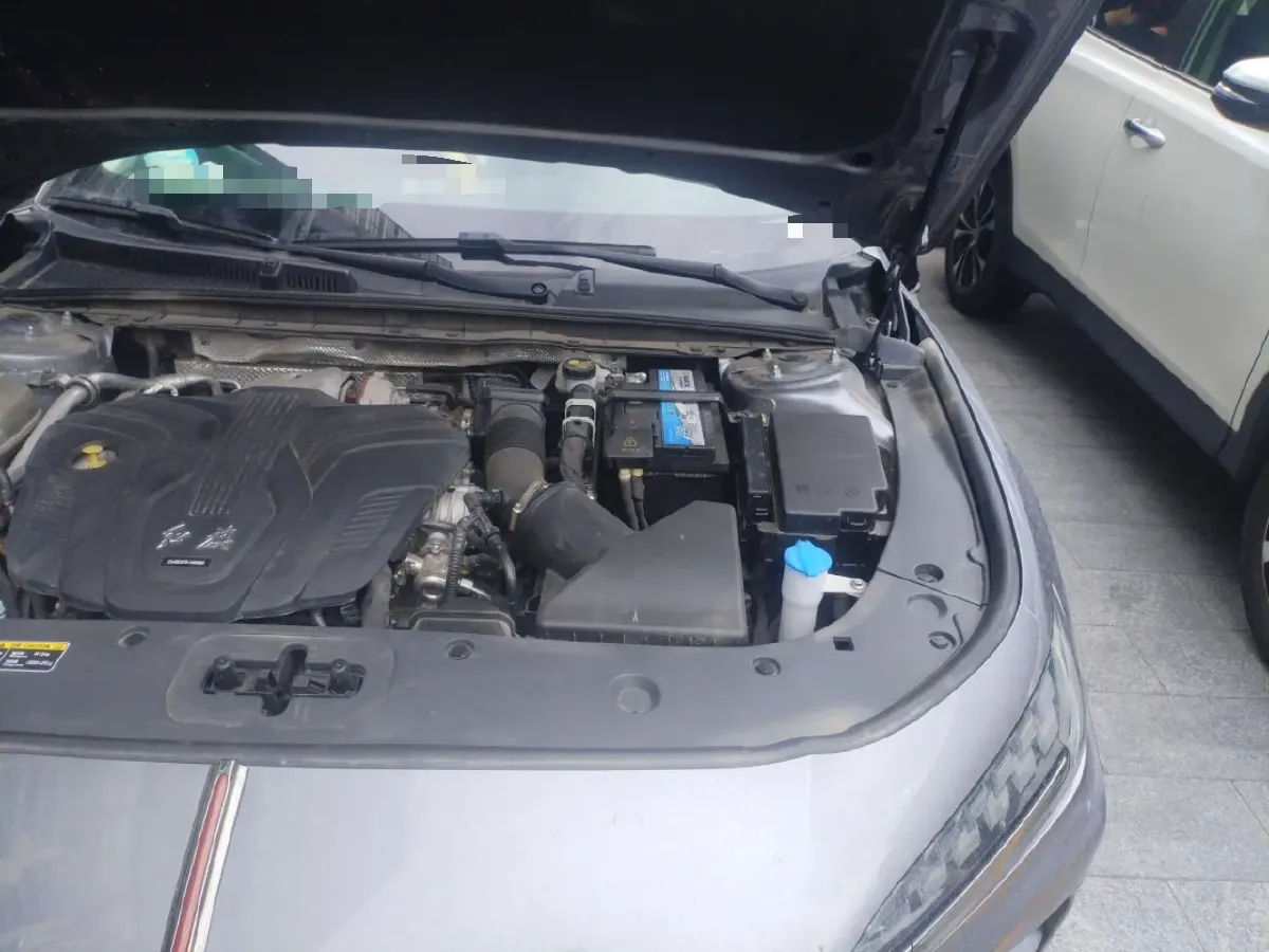 2023 HongQi H6 2.0T 252HP L4 8AT,autocango,china used car exporter,china ev exporter,chinese used car exporter,chinese used ev exporter