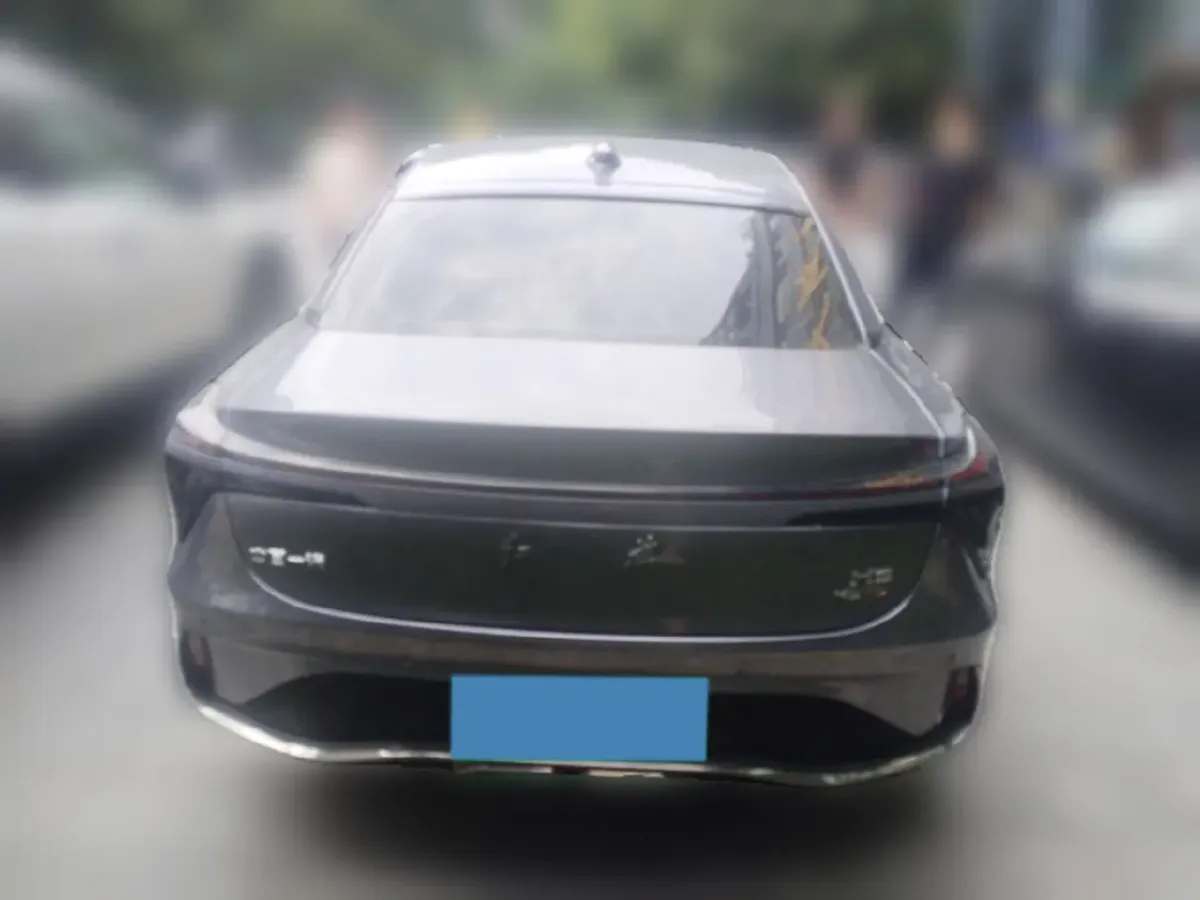 2023 HongQi H6 2.0T 252HP L4 8AT,autocango,china used car exporter,china ev exporter,chinese used car exporter,chinese used ev exporter