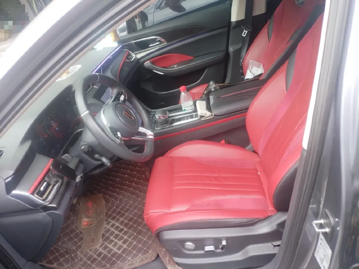 2023 HongQi H6 2.0T 252HP L4 8AT,autocango,china used car exporter,china ev exporter,chinese used car exporter,chinese used ev exporter