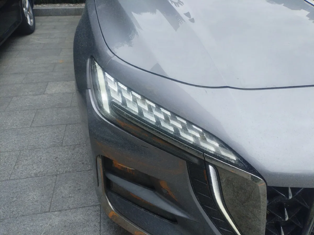 2023 HongQi H6 2.0T 252HP L4 8AT,autocango,china used car exporter,china ev exporter,chinese used car exporter,chinese used ev exporter