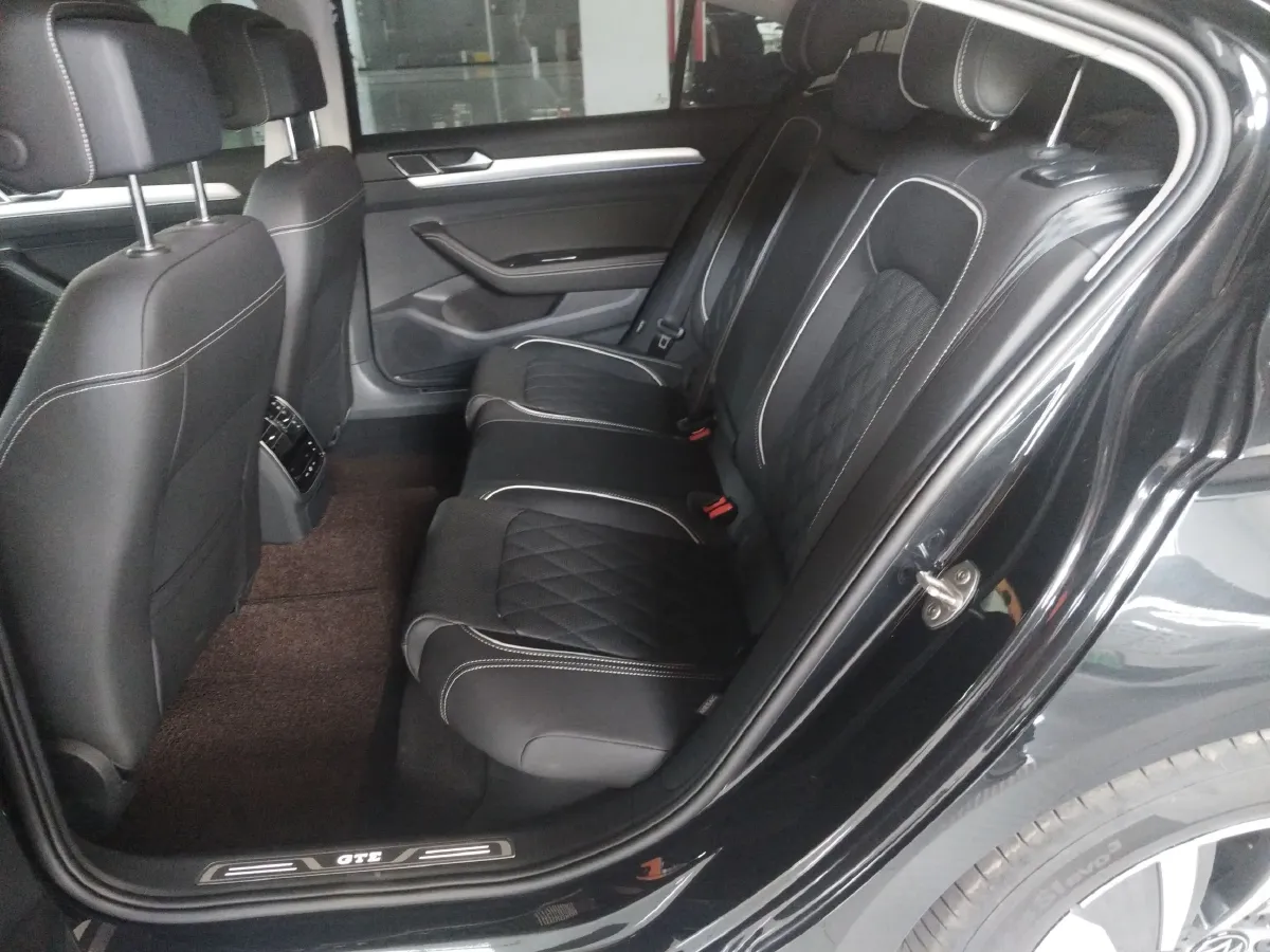 2022 Volkswagen Magotan GTE 1.4T 150HP L4 6DCT PHEV 13KWH,autocango,china used car exporter,china ev exporter,chinese used car exporter,chinese used ev exporter