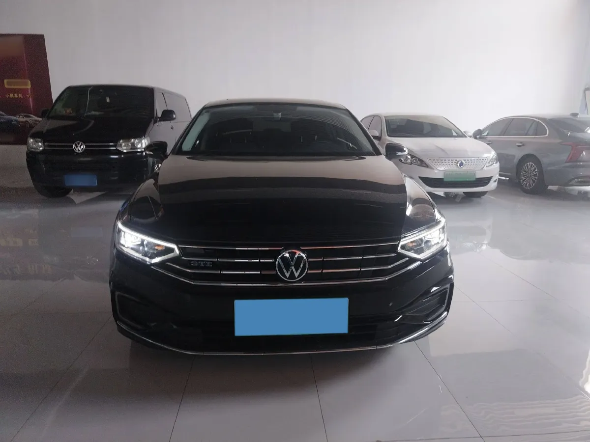 2022 Volkswagen Magotan GTE 1.4T 150HP L4 6DCT PHEV 13KWH,autocango,china used car exporter,china ev exporter,chinese used car exporter,chinese used ev exporter