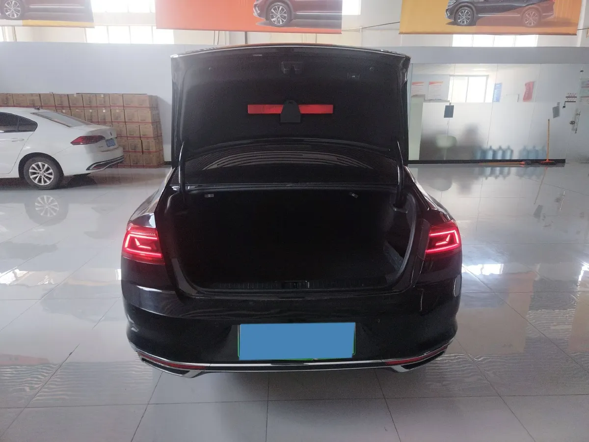 2022 Volkswagen Magotan GTE 1.4T 150HP L4 6DCT PHEV 13KWH,autocango,china used car exporter,china ev exporter,chinese used car exporter,chinese used ev exporter