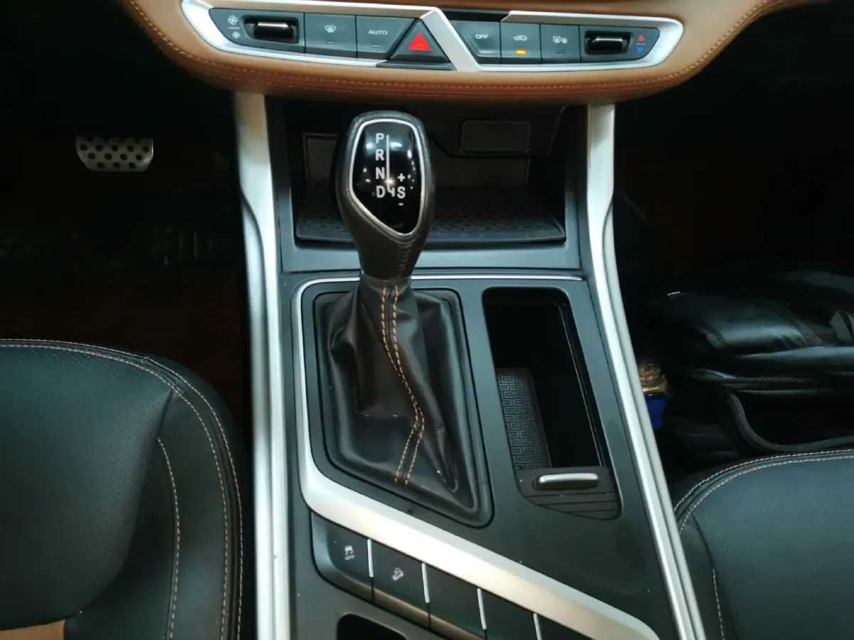 2018 Geely Vision X6 1.4T 133HP L4 CVT,autocango,china used car exporter,china ev exporter,chinese used car exporter,chinese used ev exporter