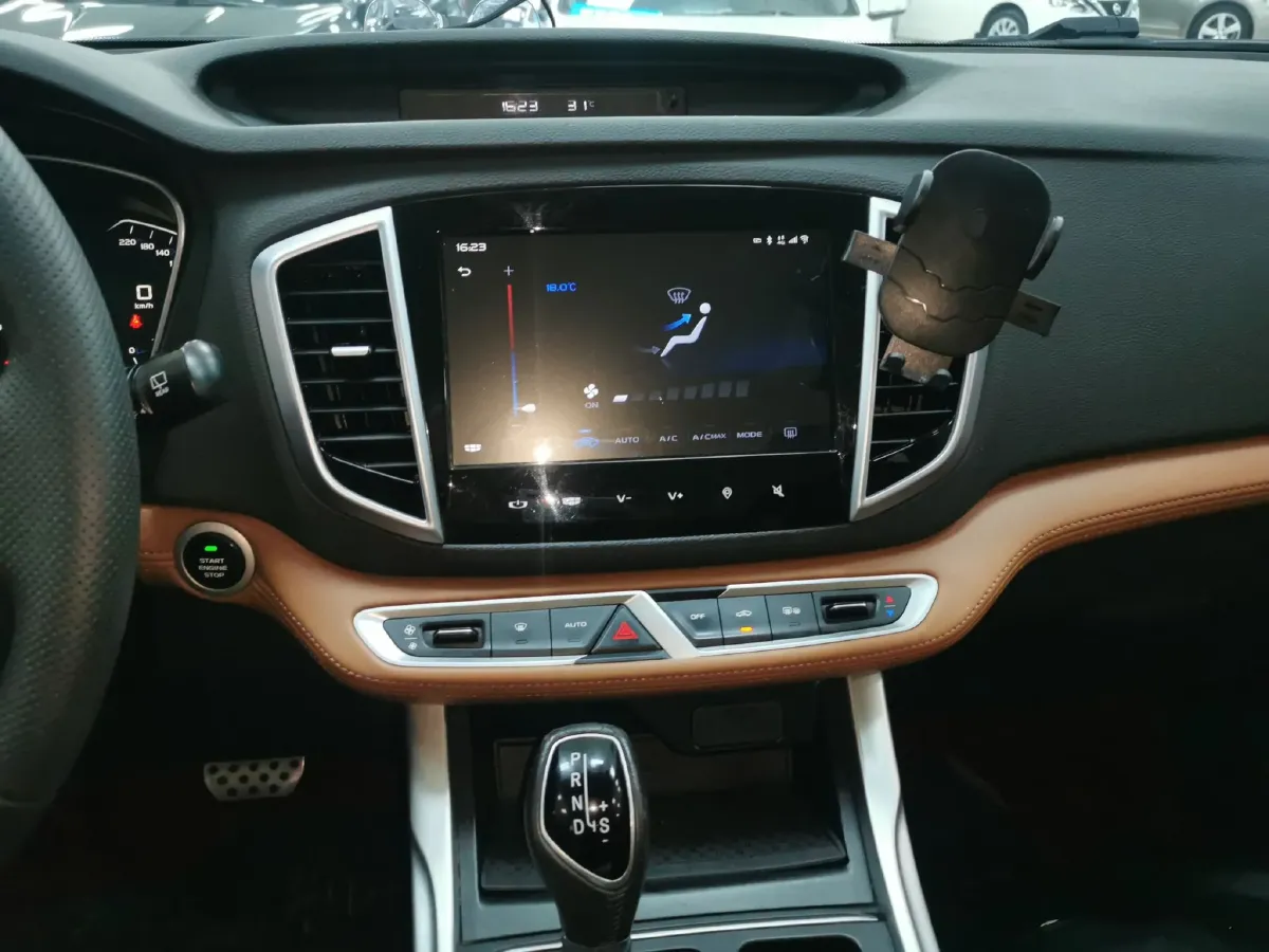 2018 Geely Vision X6 1.4T 133HP L4 CVT,autocango,china used car exporter,china ev exporter,chinese used car exporter,chinese used ev exporter