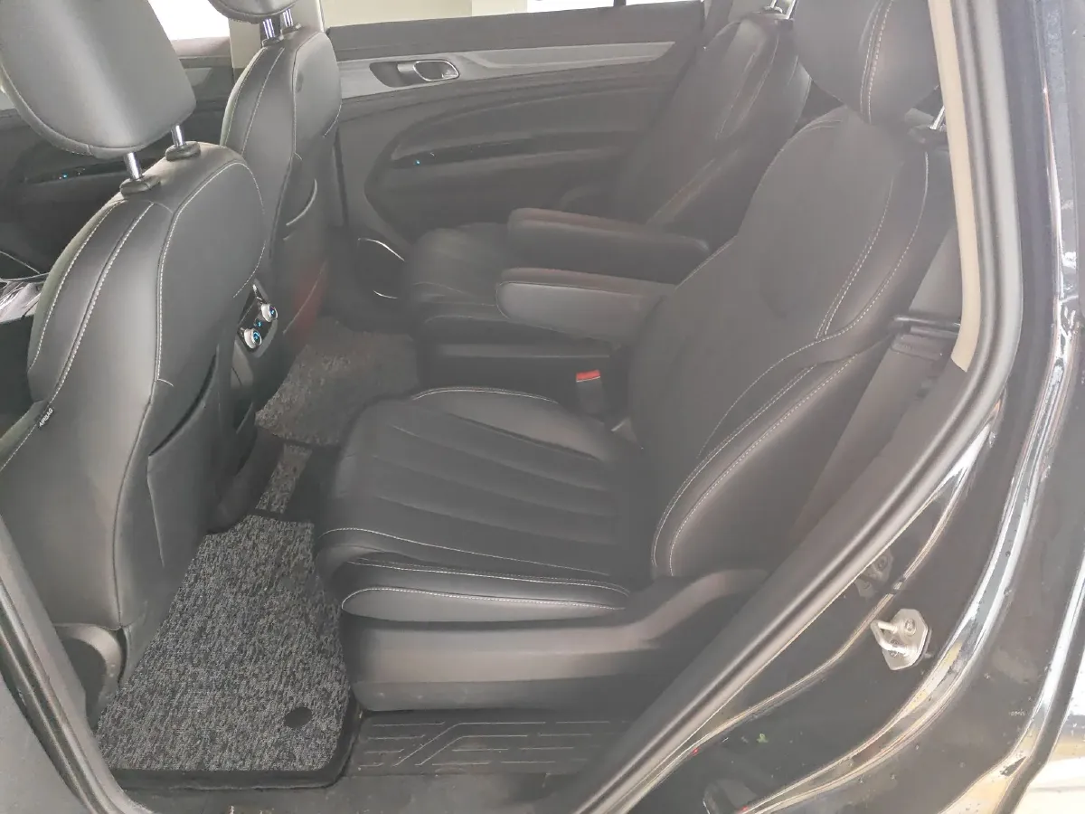 2021 Ford Equator 2.0T 224HP L4 6DCT,autocango,china used car exporter,china ev exporter,chinese used car exporter,chinese used ev exporter