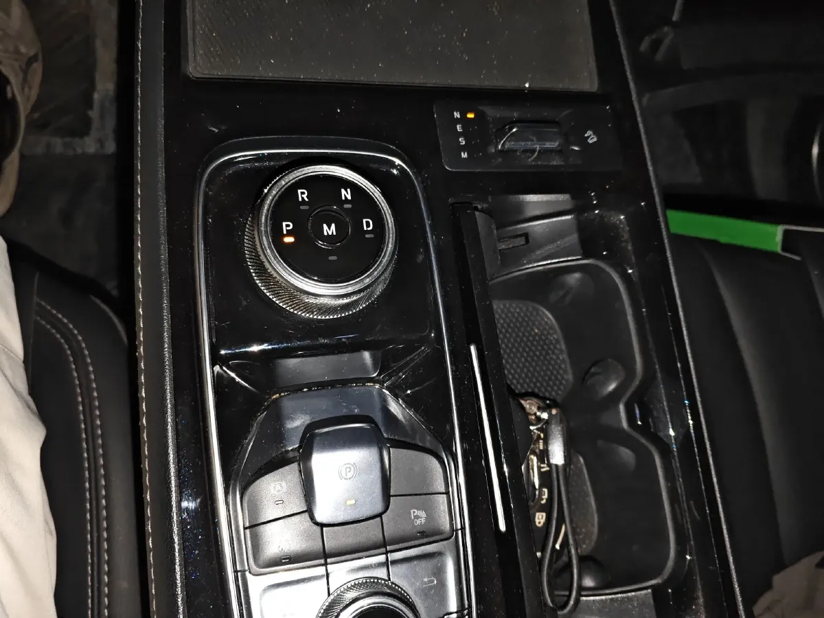 2021 Ford Equator 2.0T 224HP L4 6DCT,autocango,china used car exporter,china ev exporter,chinese used car exporter,chinese used ev exporter