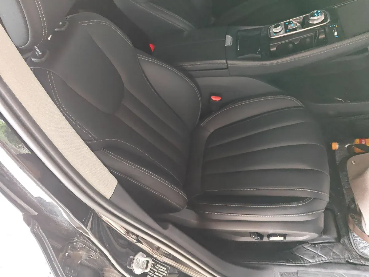 2021 Ford Equator 2.0T 224HP L4 6DCT,autocango,china used car exporter,china ev exporter,chinese used car exporter,chinese used ev exporter