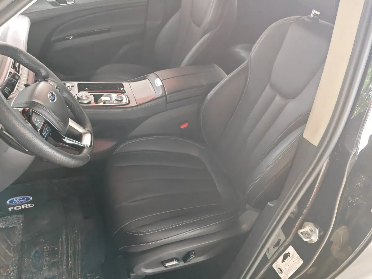 2021 Ford Equator 2.0T 224HP L4 6DCT,autocango,china used car exporter,china ev exporter,chinese used car exporter,chinese used ev exporter