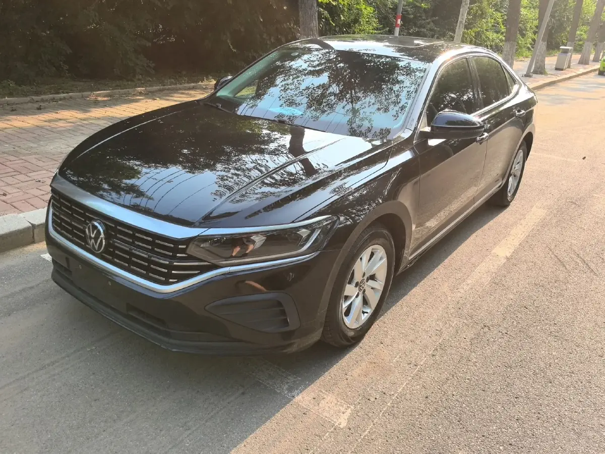 2022 Volkswagen Passat 1.4T 150HP L4 7DCT