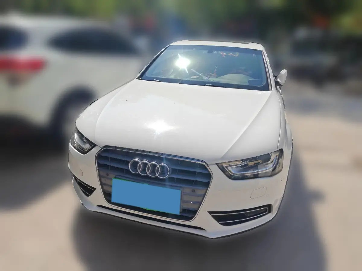 2015 Audi A4L 2.0T 180HP L4 CVT