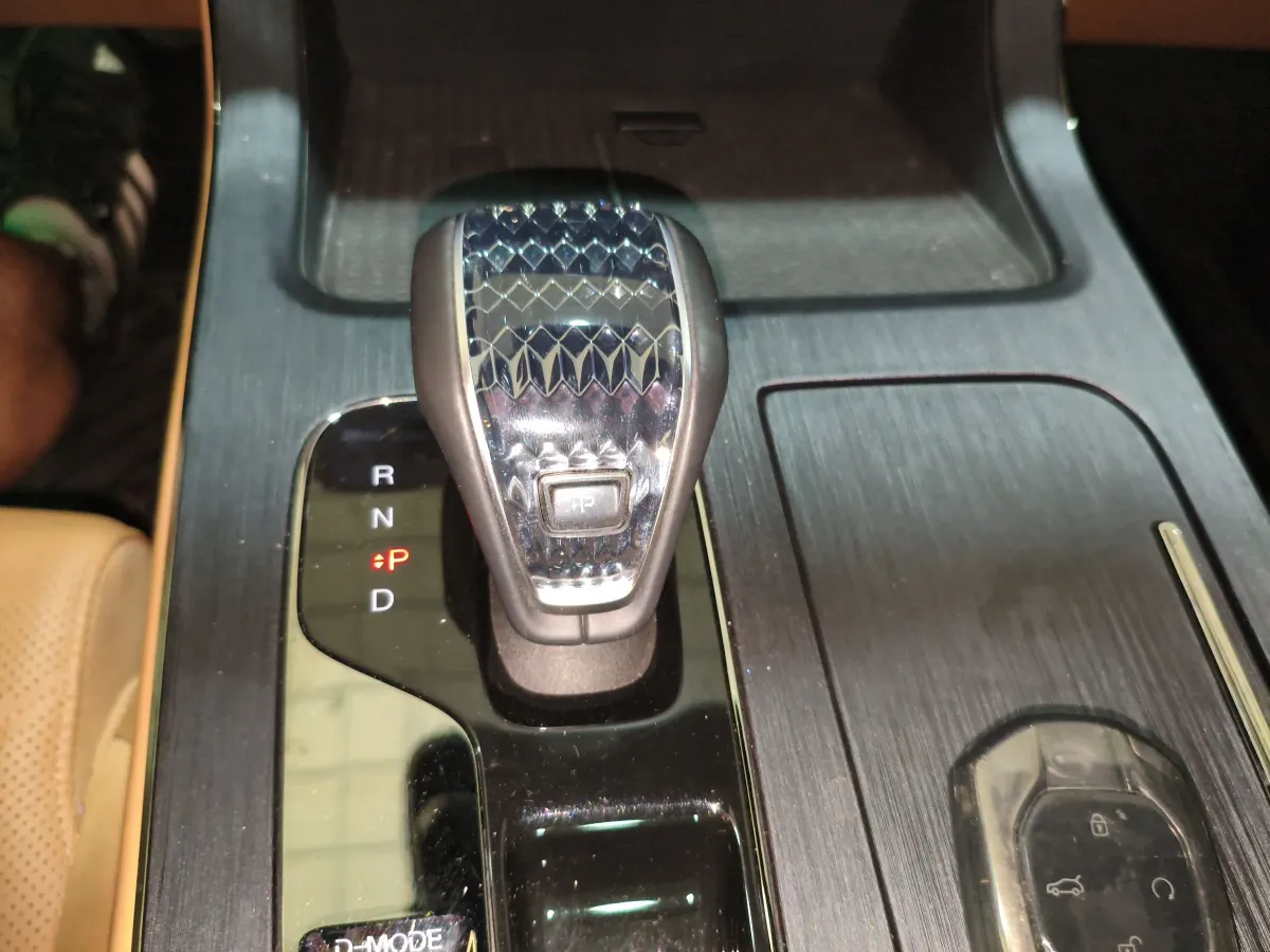 2024 GAC Trumpchi ES9 2.0T 190HP L4 2DHT PHEV 25.57KWH,autocango,china used car exporter,china ev exporter,chinese used car exporter,chinese used ev exporter