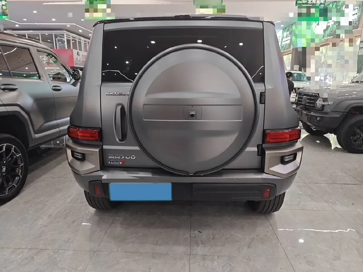 2024 Tank 700 3.0T 360HP V6 9AT PHEV 37.1KWH,autocango,china used car exporter,china ev exporter,chinese used car exporter,chinese used ev exporter