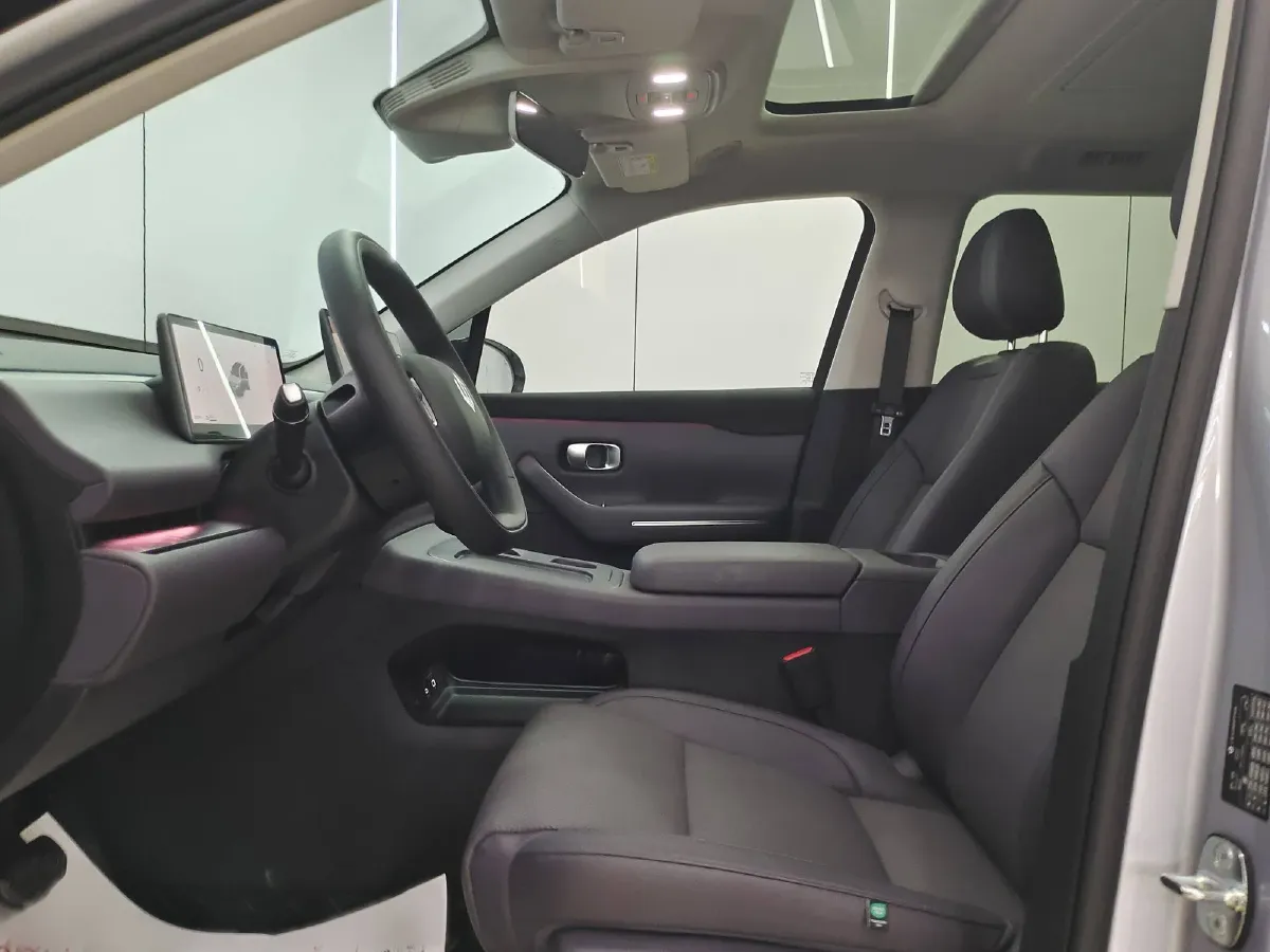 2024 Leapmotor C16 BEV 67.7KWH,autocango,china used car exporter,china ev exporter,chinese used car exporter,chinese used ev exporter