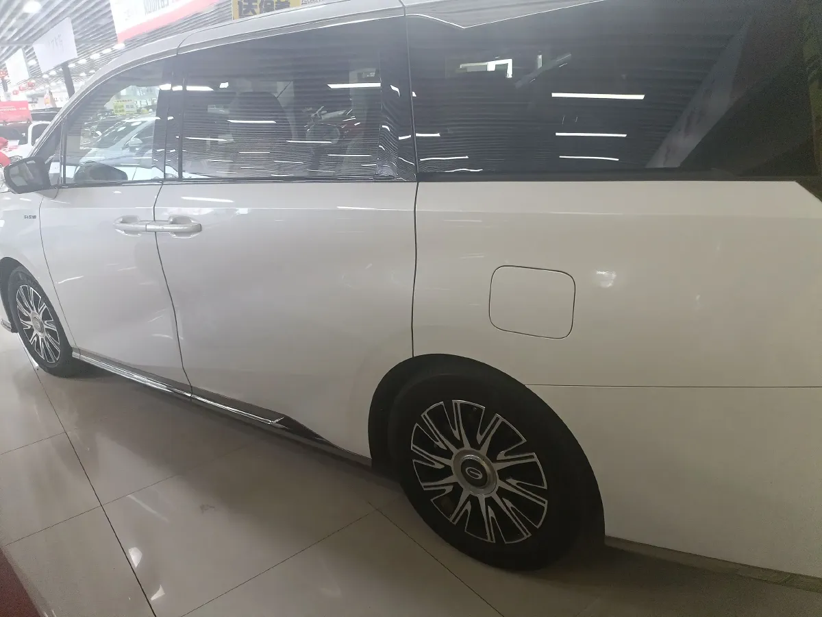 2023 GAC Trumpchi E9 2.0T 190HP L4 2DHT PHEV 25.57KWH,autocango,china used car exporter,china ev exporter,chinese used car exporter,chinese used ev exporter