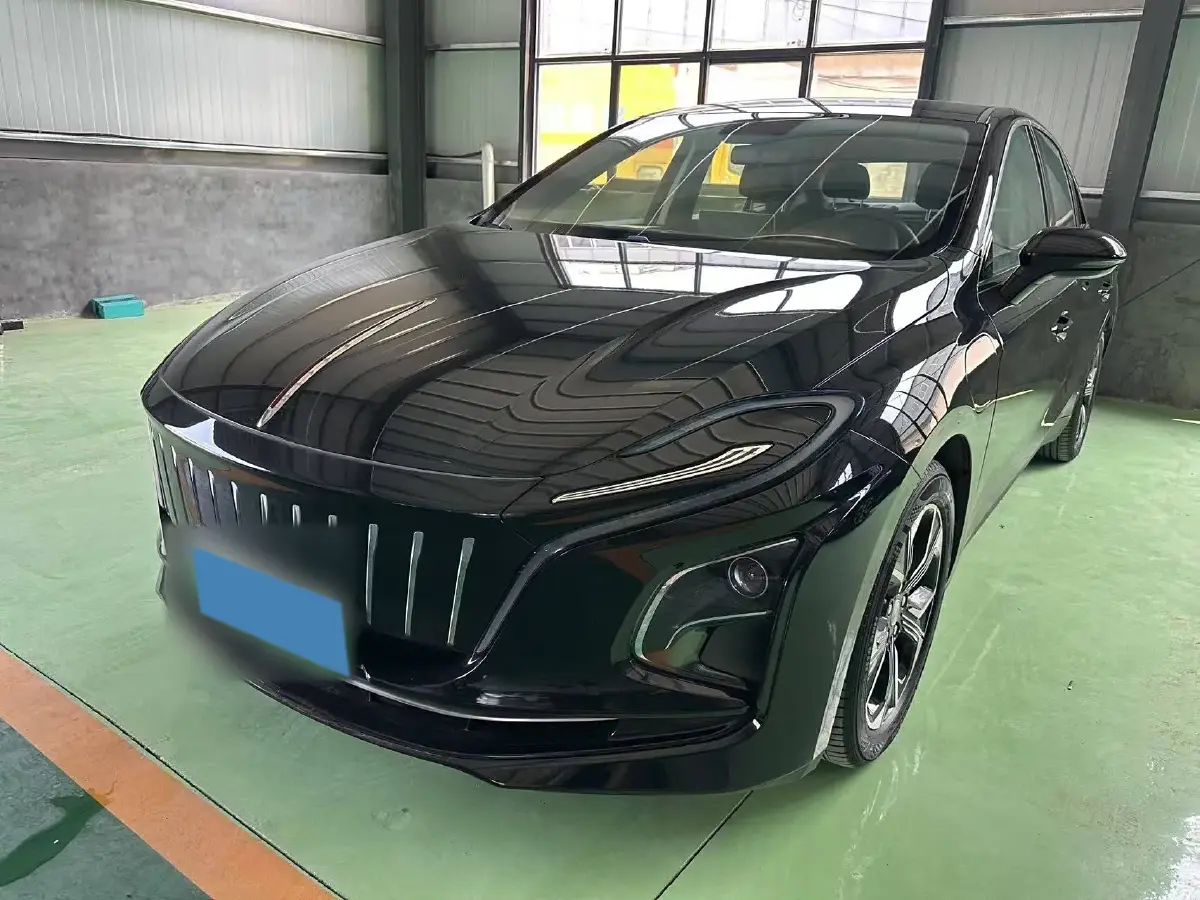 2021 HongQi E-QM5 BEV 54KWH