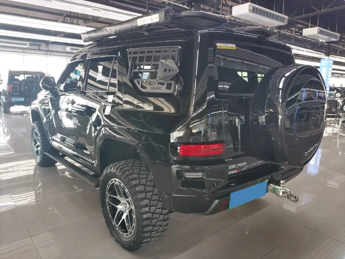 2024 Tank 700 3.0T 360HP V6 9AT PHEV 37.1KWH,autocango,china used car exporter,china ev exporter,chinese used car exporter,chinese used ev exporter