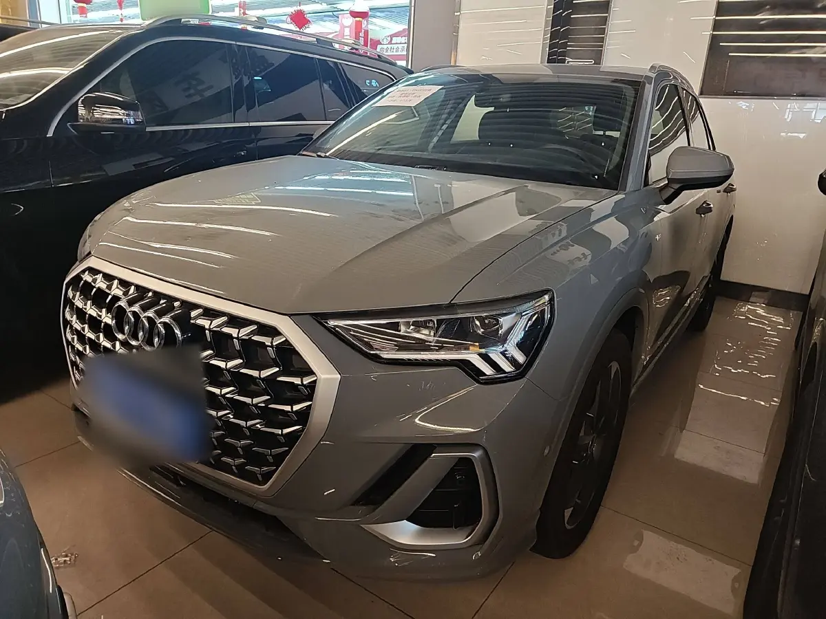 2024 Audi Q3 1.5T 160HP L4 7DCT