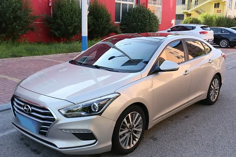 2017 Hyundai Mistra 1.8L 143HP L4 6AT