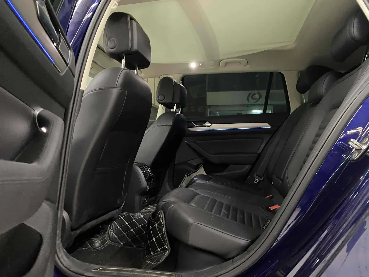 2019 Volkswagen Alltrack 1.4T 156HP L4 6DCT PHEV 9.9KWH,autocango,china used car exporter,china ev exporter,chinese used car exporter,chinese used ev exporter