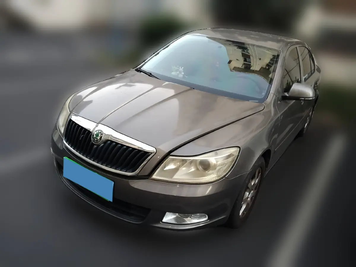 2013 Skoda Octavia 1.6L 105HP L4 6AT