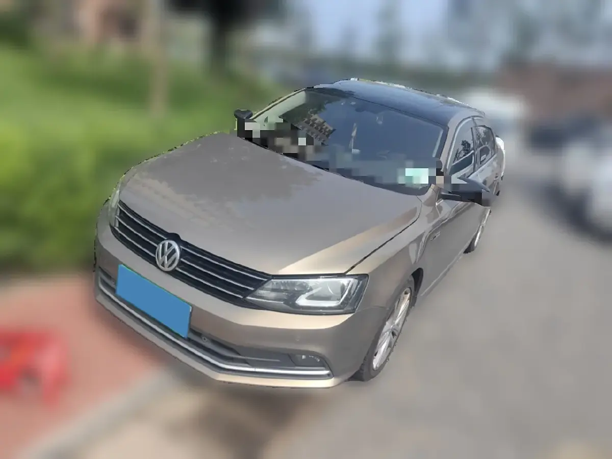 2018 Volkswagen Sagitar 1.4T 150HP L4 7DCT