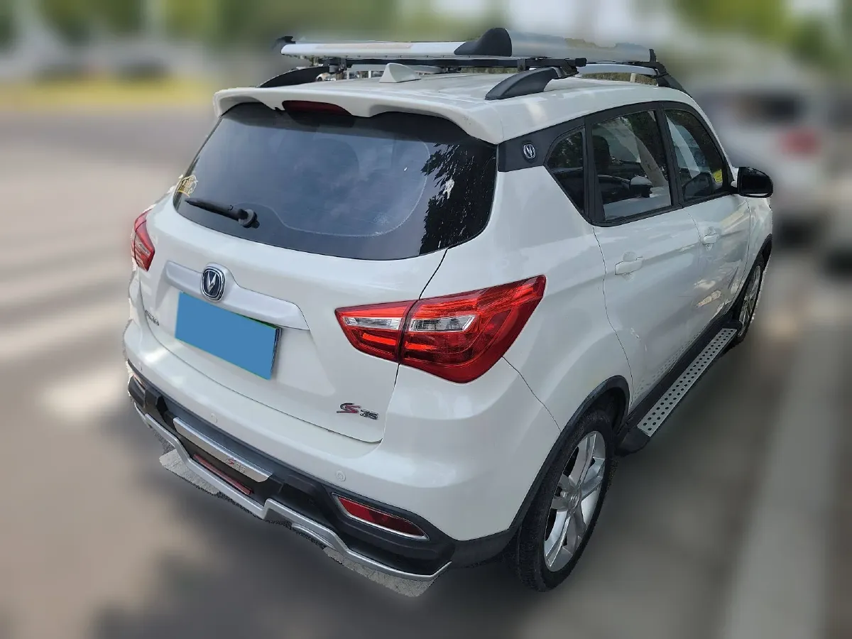 2017 ChangAn CS35 1.6L 125HP L4 5MT,autocango,china used car exporter,china ev exporter,chinese used car exporter,chinese used ev exporter