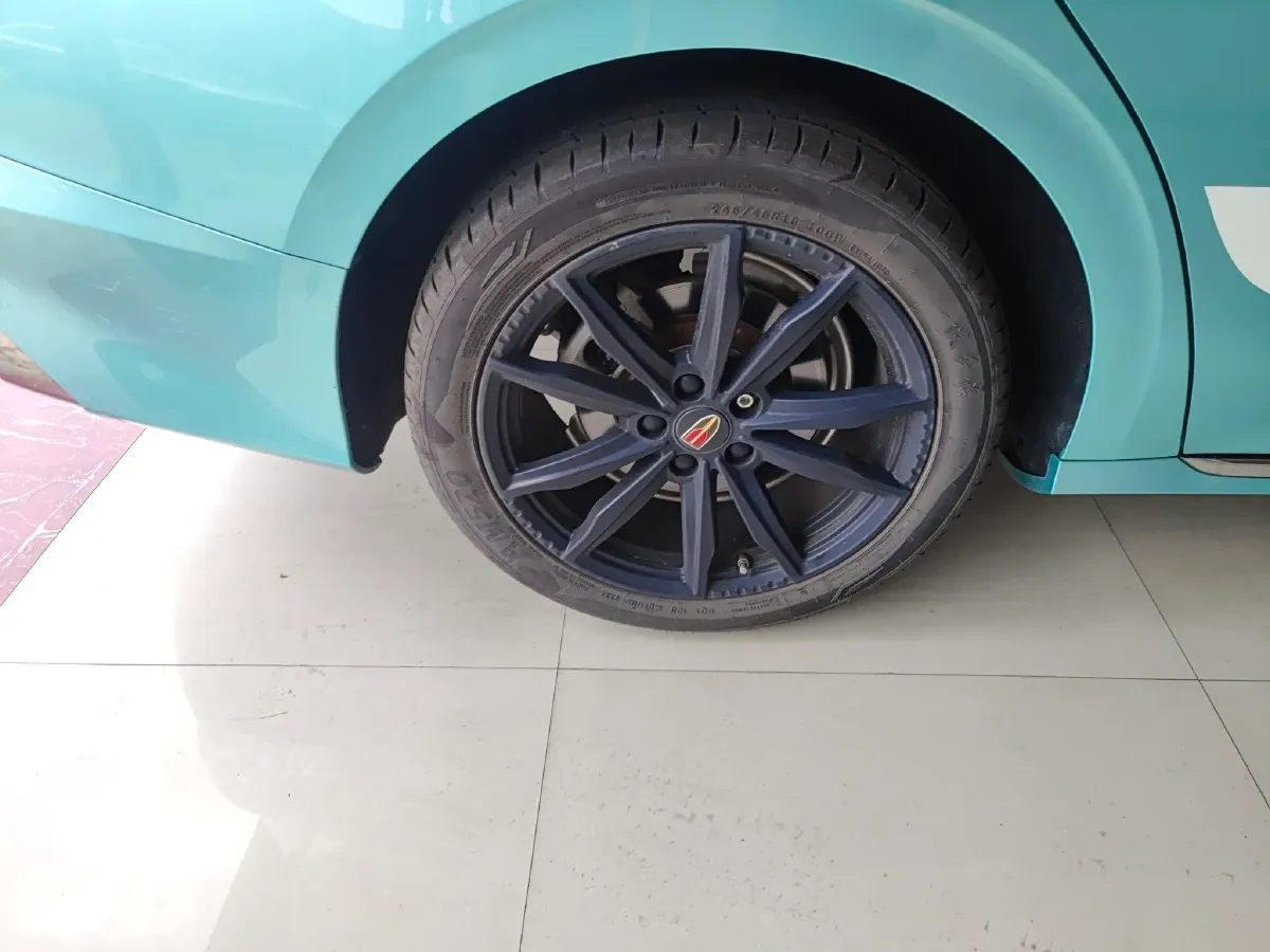 2023 HongQi H6 2.0T 252HP L4 8AT,autocango,china used car exporter,china ev exporter,chinese used car exporter,chinese used ev exporter