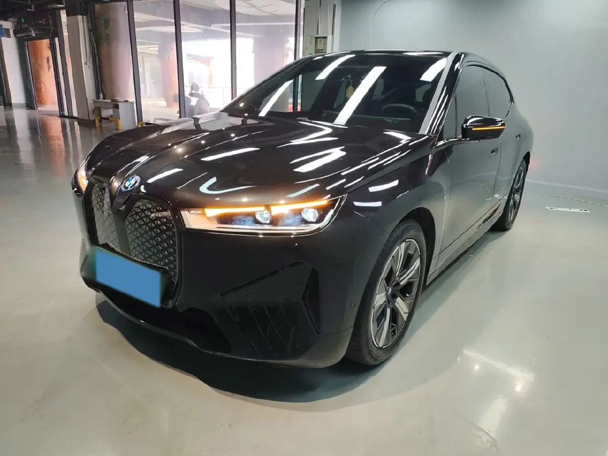 2022 BMW iX BEV 76.6KWH