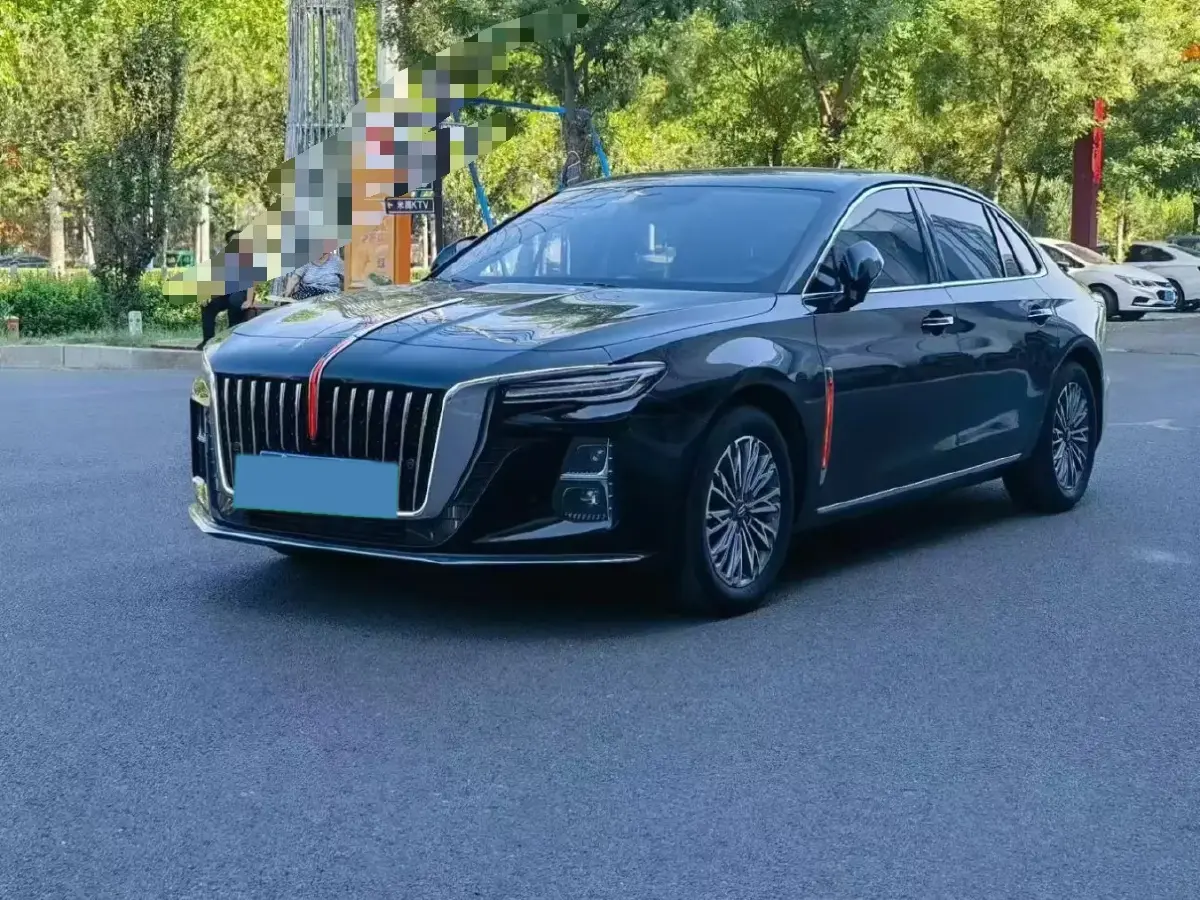 2024 HongQi H5 2.0T 224HP L4 8AT