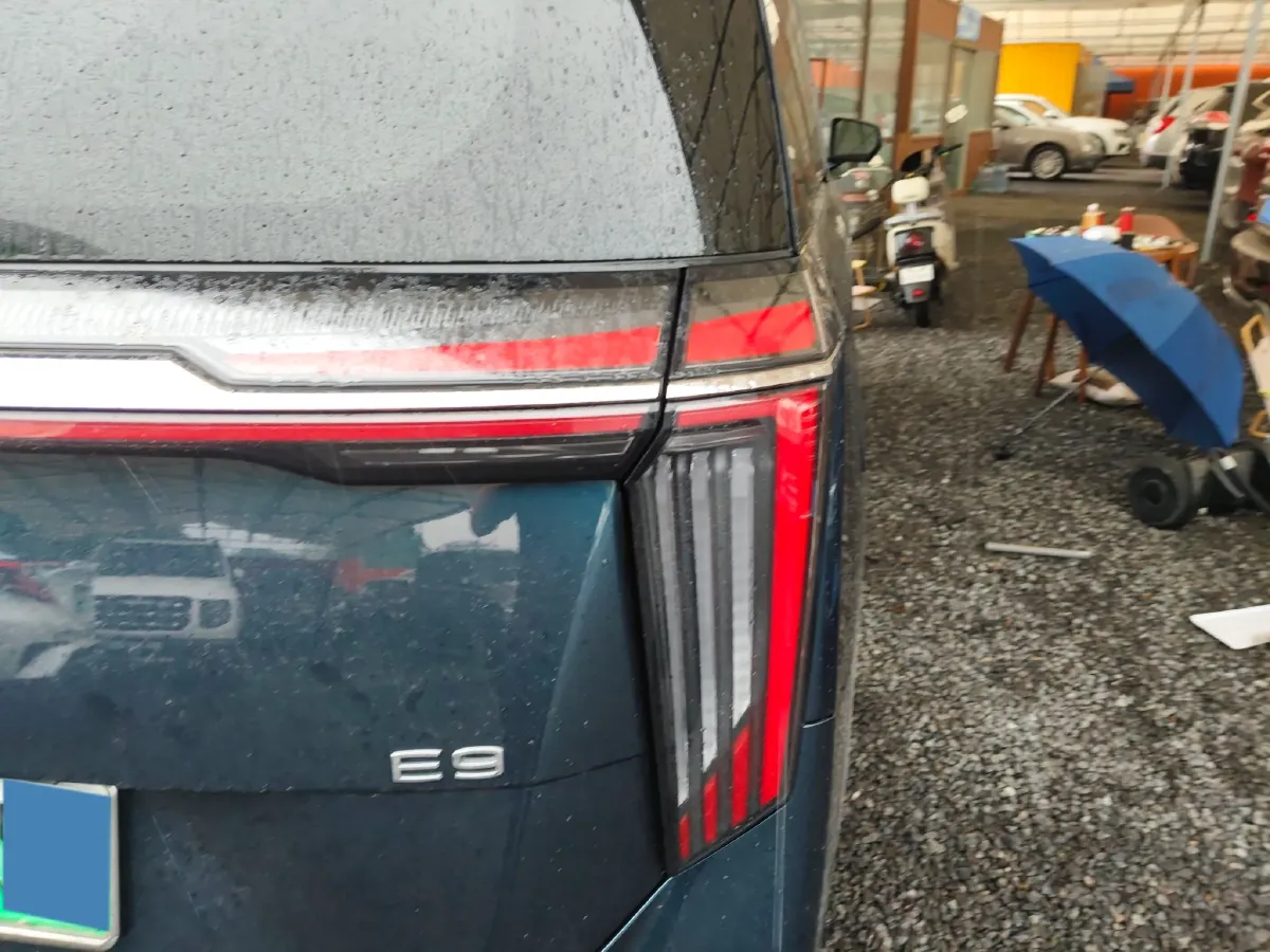 2023 GAC Trumpchi E9 2.0T 190HP L4 2DHT PHEV 25.57KWH,autocango,china used car exporter,china ev exporter,chinese used car exporter,chinese used ev exporter