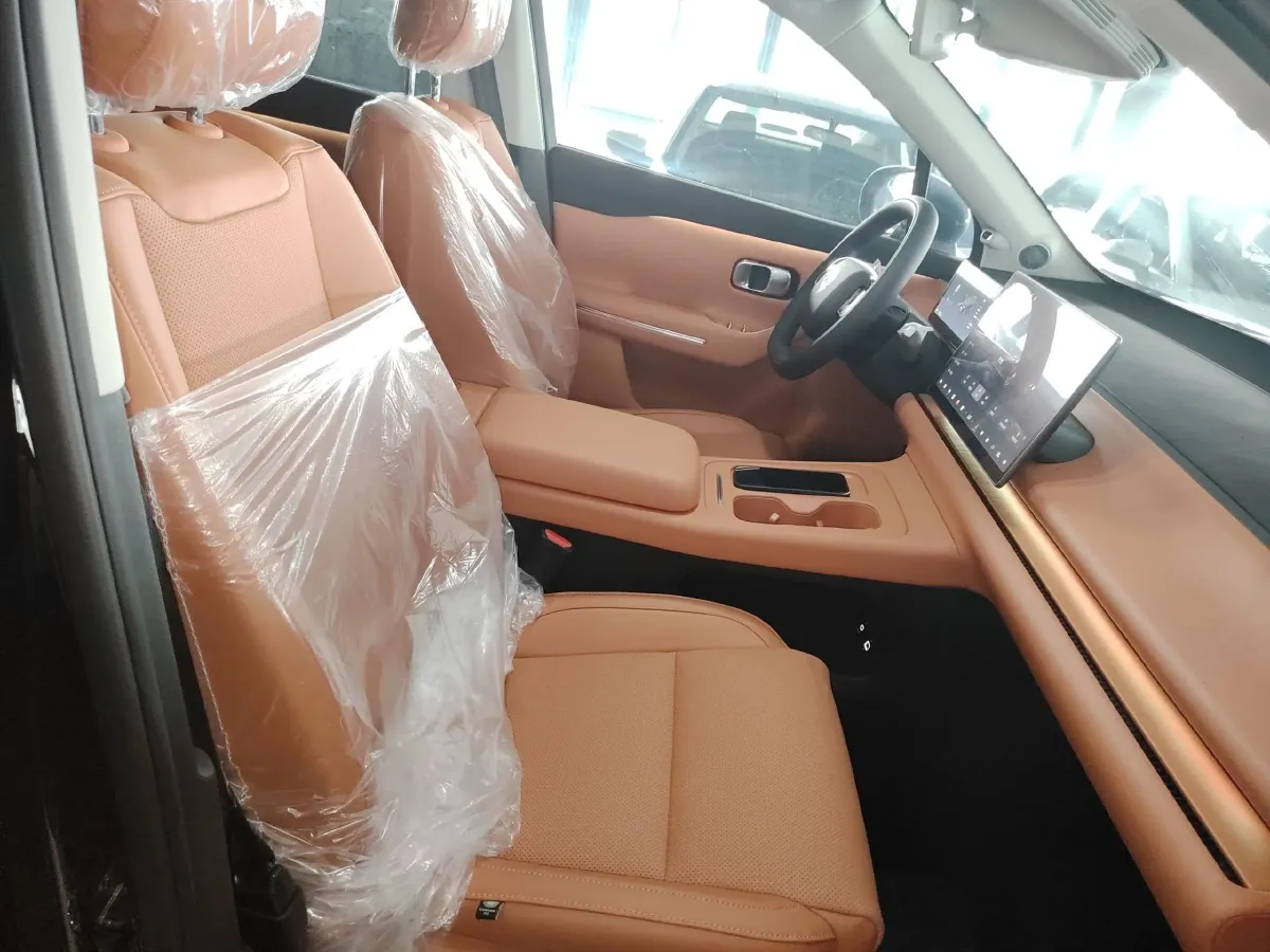 2024 Leapmotor C16 BEV 67.7KWH,autocango,china used car exporter,china ev exporter,chinese used car exporter,chinese used ev exporter