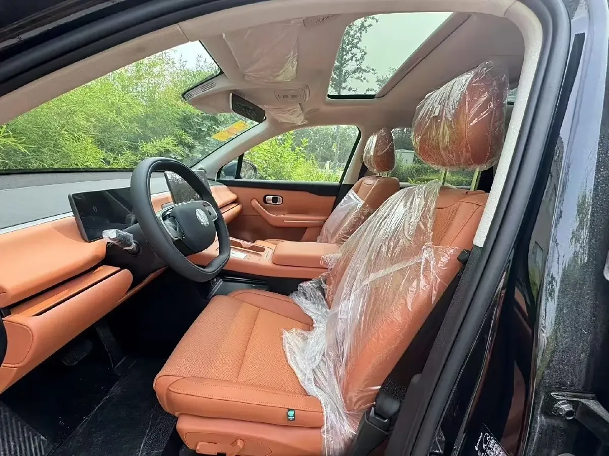 2024 Leapmotor C16 BEV 67.7KWH,autocango,china used car exporter,china ev exporter,chinese used car exporter,chinese used ev exporter