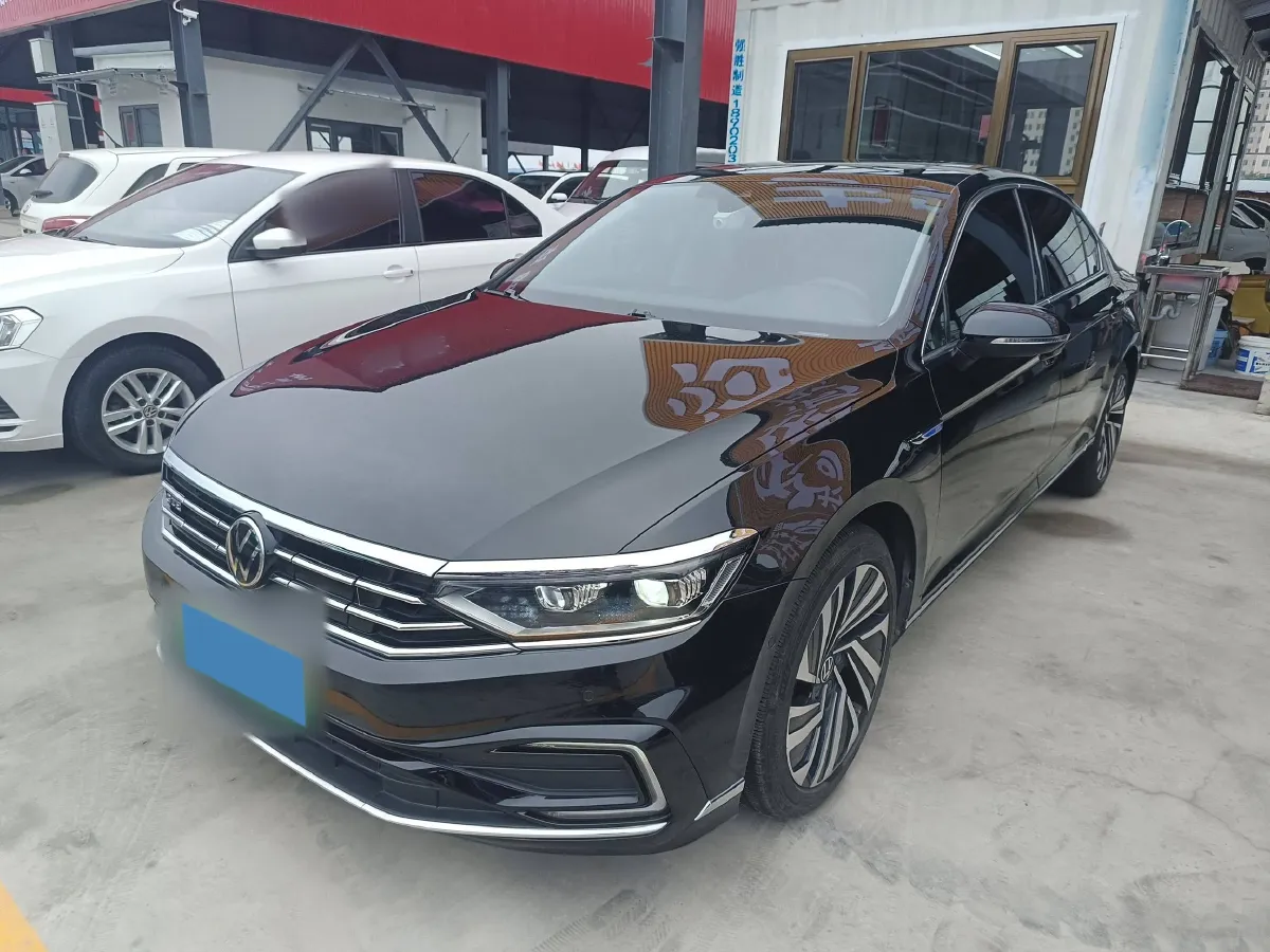 2022 Volkswagen Magotan GTE 1.4T 150HP L4 6DCT PHEV 13KWH,autocango,china used car exporter,china ev exporter,chinese used car exporter,chinese used ev exporter